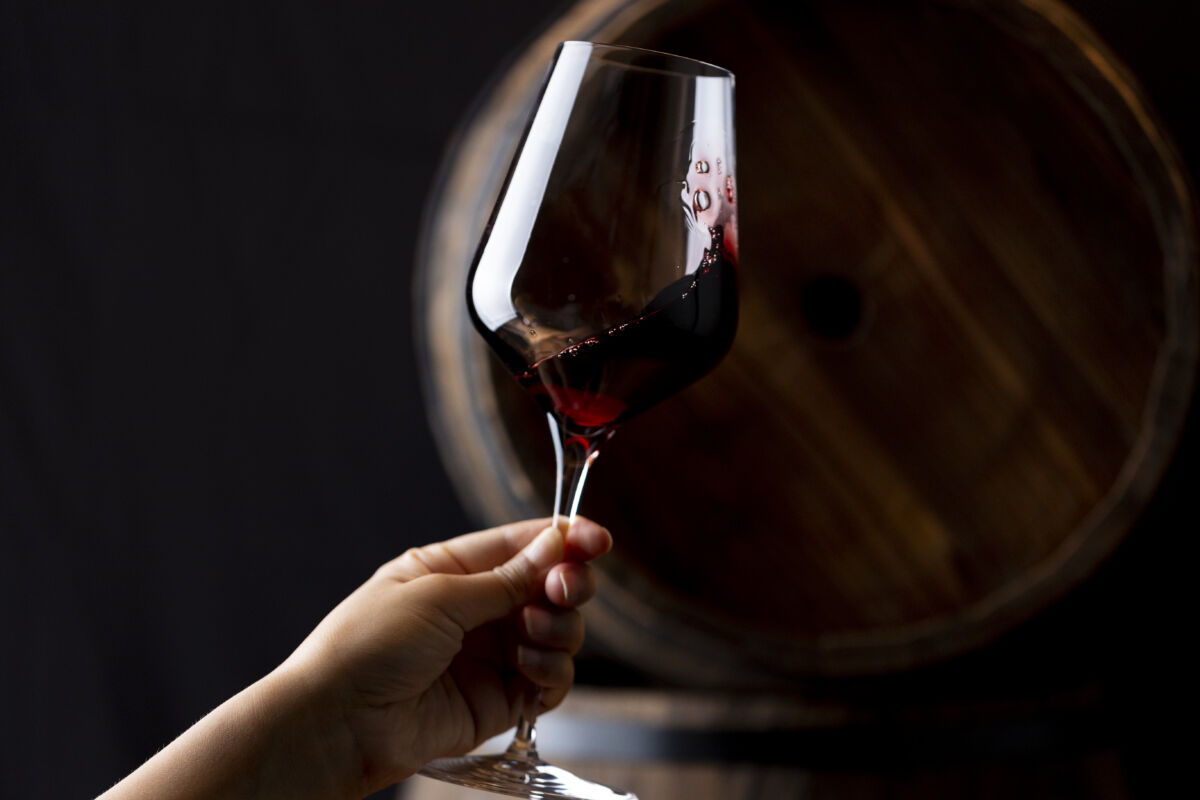 Terra, fuoco e famiglia: l’avventura di Etna Vini Neri