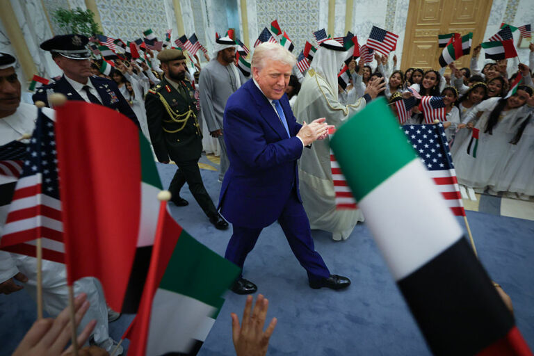Donald Trump Emirati Arabi
