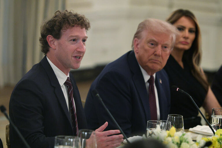Mark Zuckerberg Donald Trump Meta