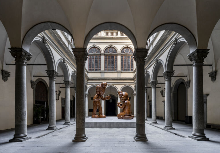 “KAWS: THE MESSAGE”, Palazzo Strozzi, Florence, 2025. Photo Ela Bialkowska, OKNO studio © KAWS