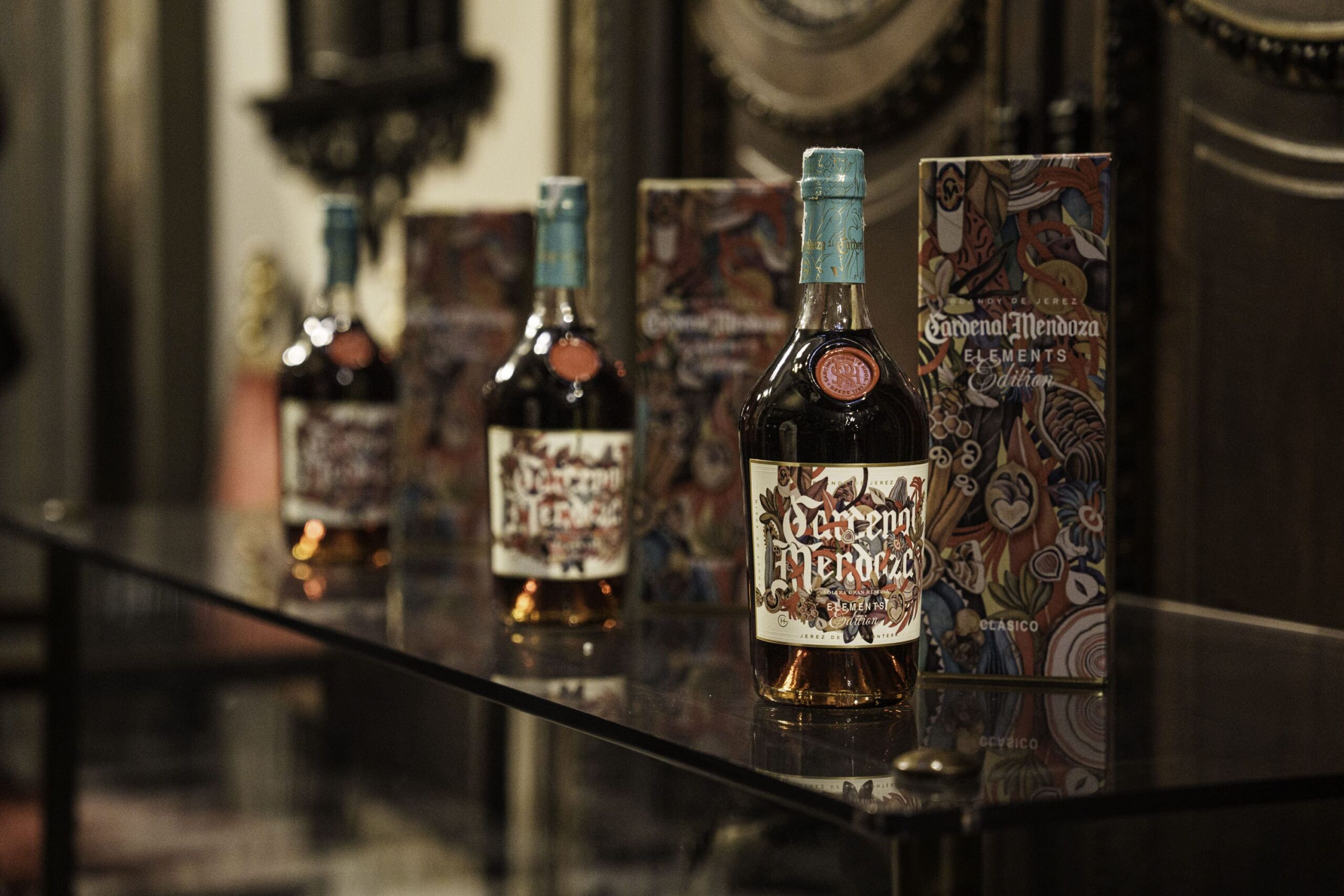 Lo spirito del Natale passato: 12 distillati invecchiati da mettere sotto l'albero