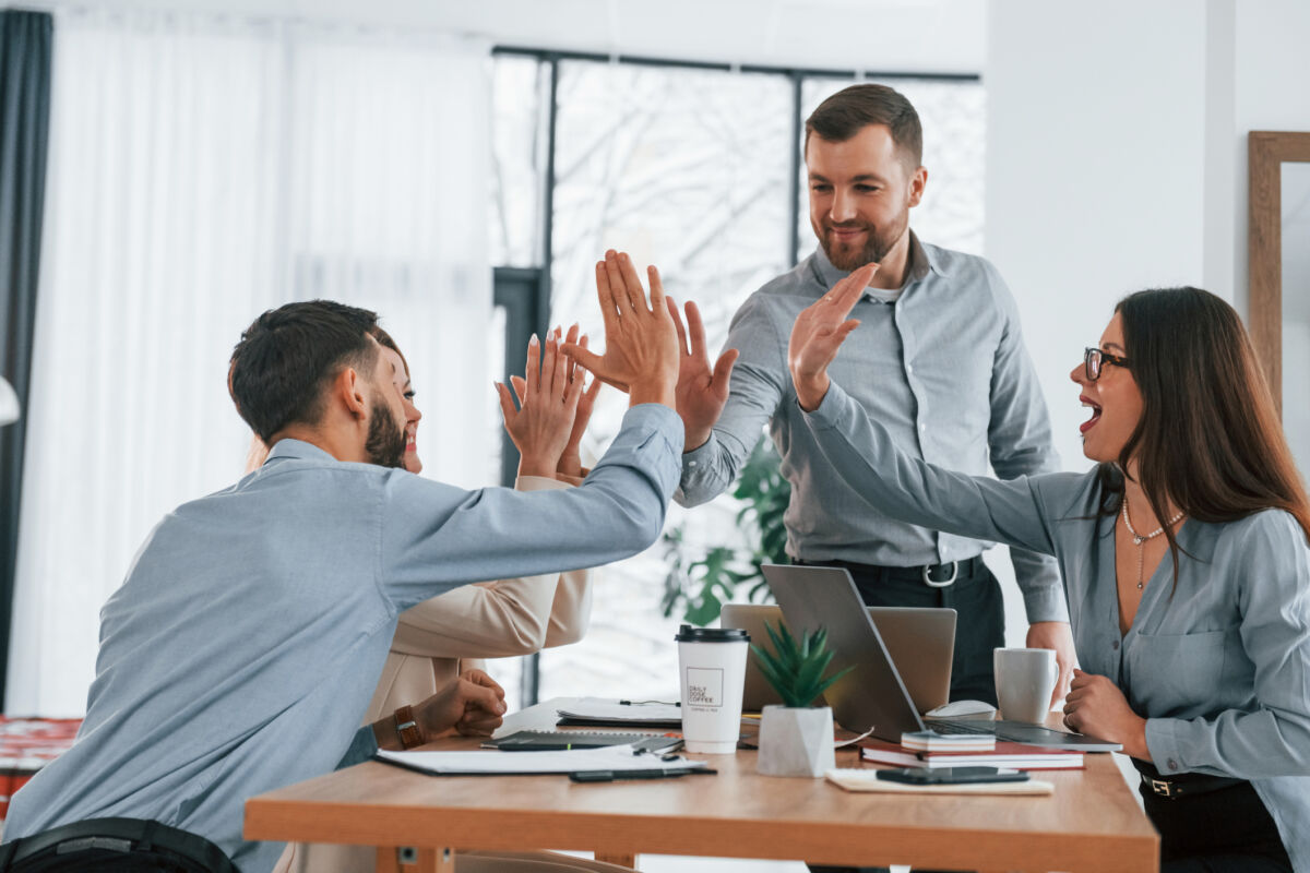 lavoro, dipendenti collaborativi