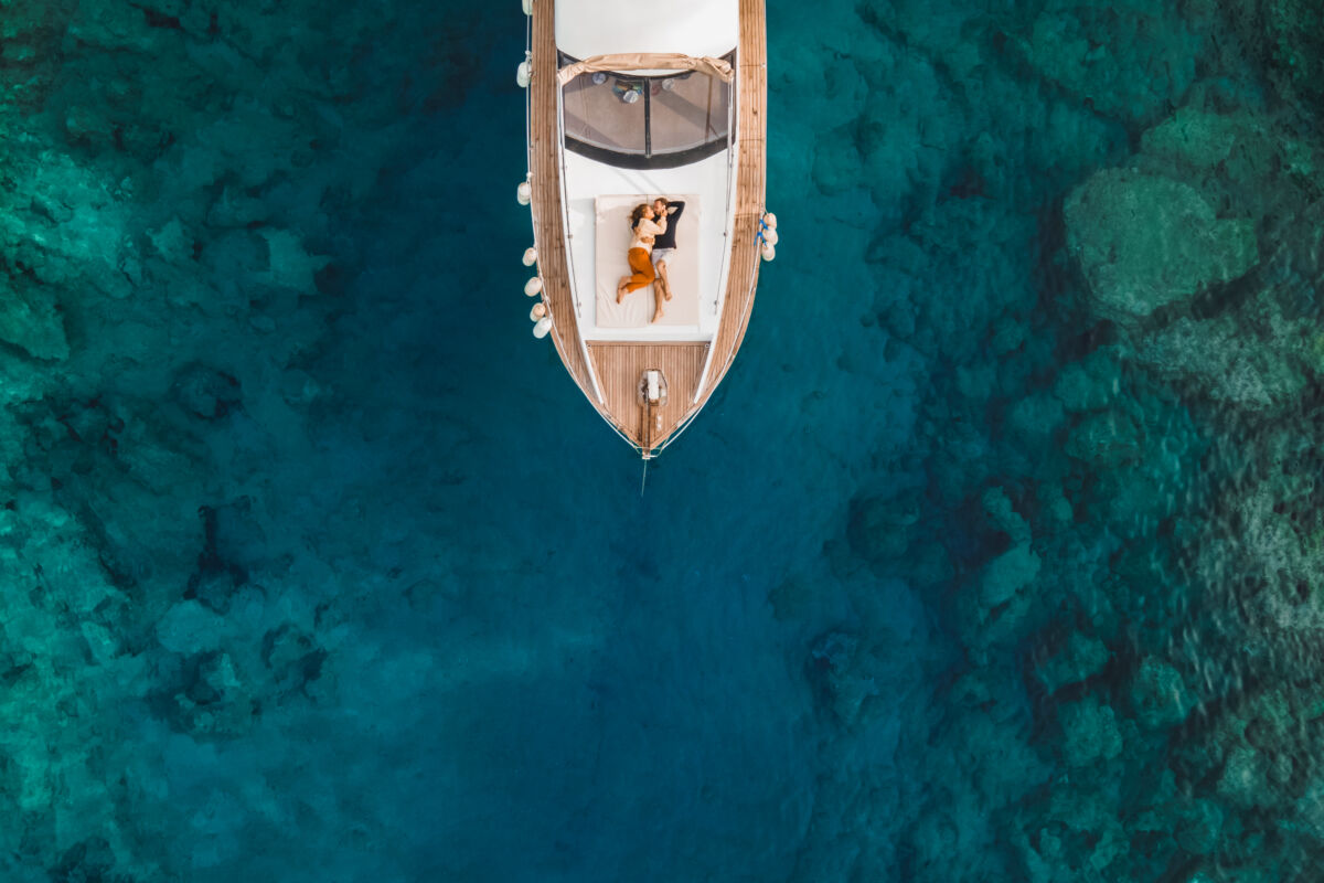 I super ricchi stanno spendendo di più in vacanze, ristoranti e yacht