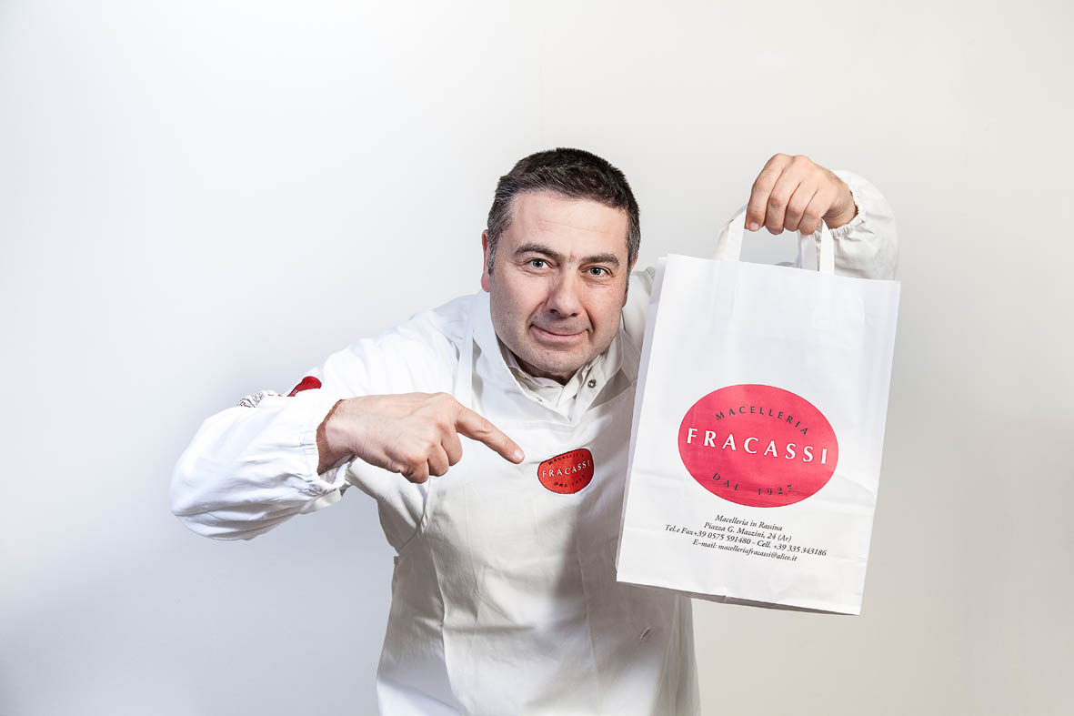 Simone Fracassi, il macellaio che sfida l’industria del gusto facile