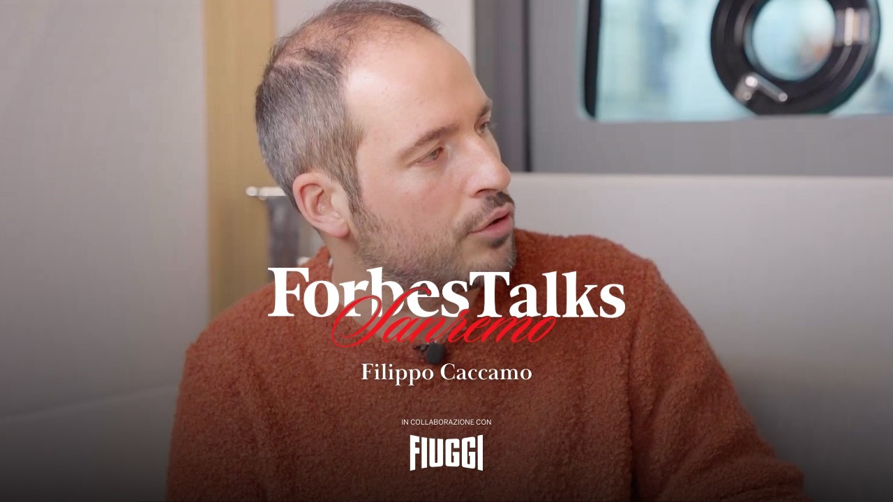 Il comico Filippo Caccamo intervistato a Sanremo da Forbes Italia