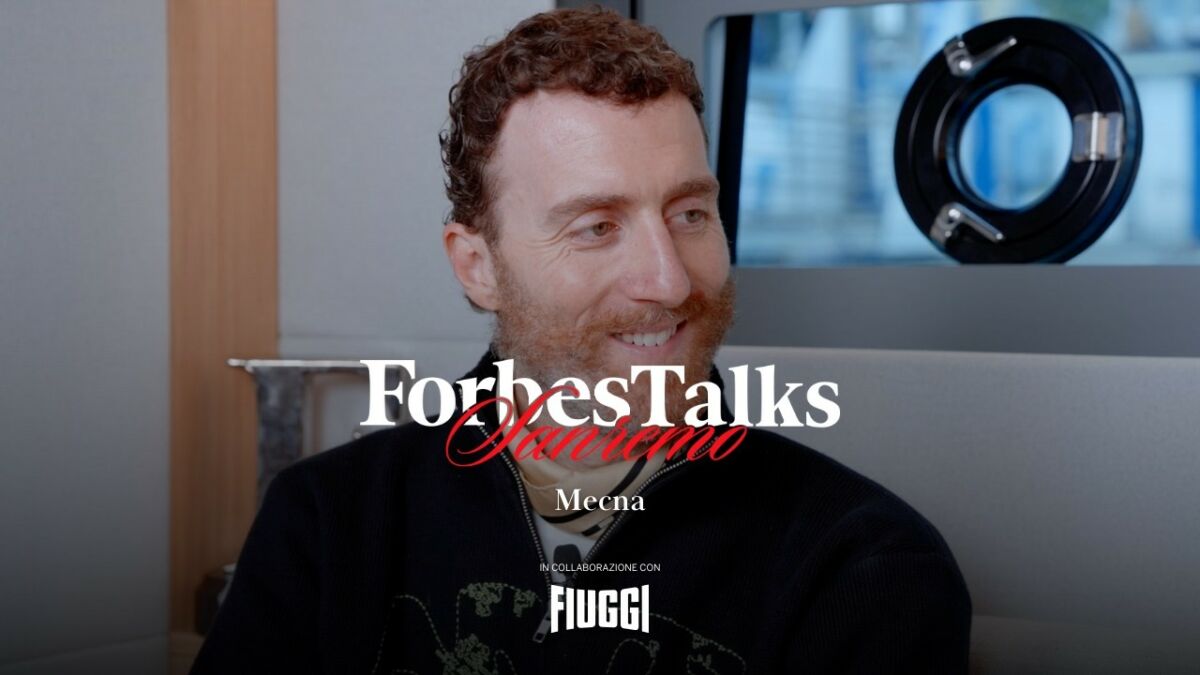 Mecna intervistato a Sanremo da Annalia Venezia per Forbes Italia