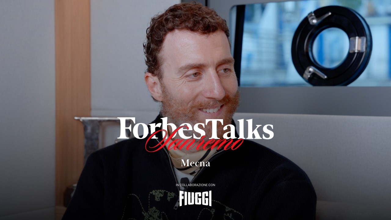 Mecna intervistato a Sanremo da Annalia Venezia per Forbes Italia