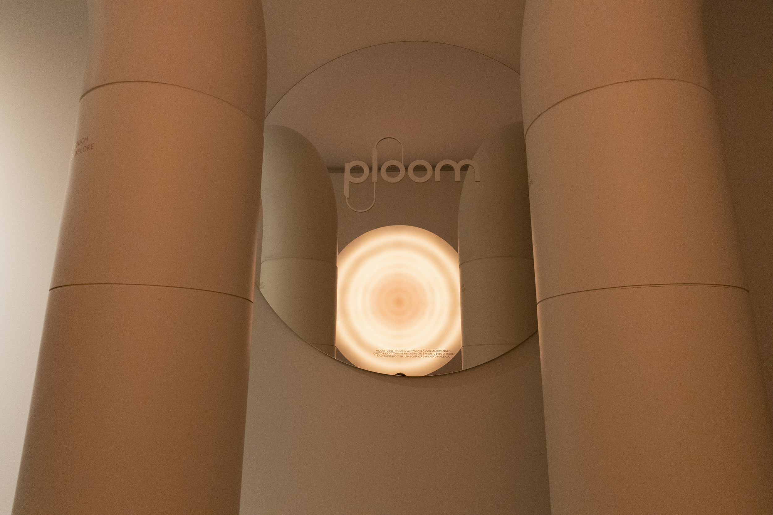 L’aura del design: Ploom trasforma la Milano Design Week in un’esperienza sensoriale d’avanguardia