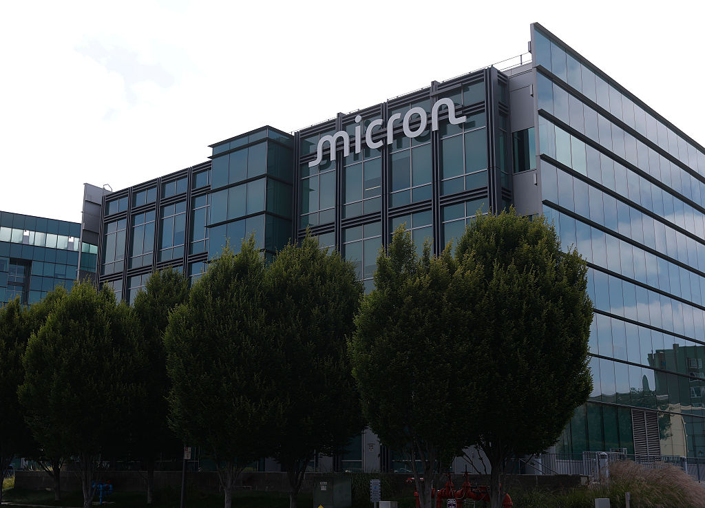 Micron vola del 15% dopo ricavi record e una guidance positiva