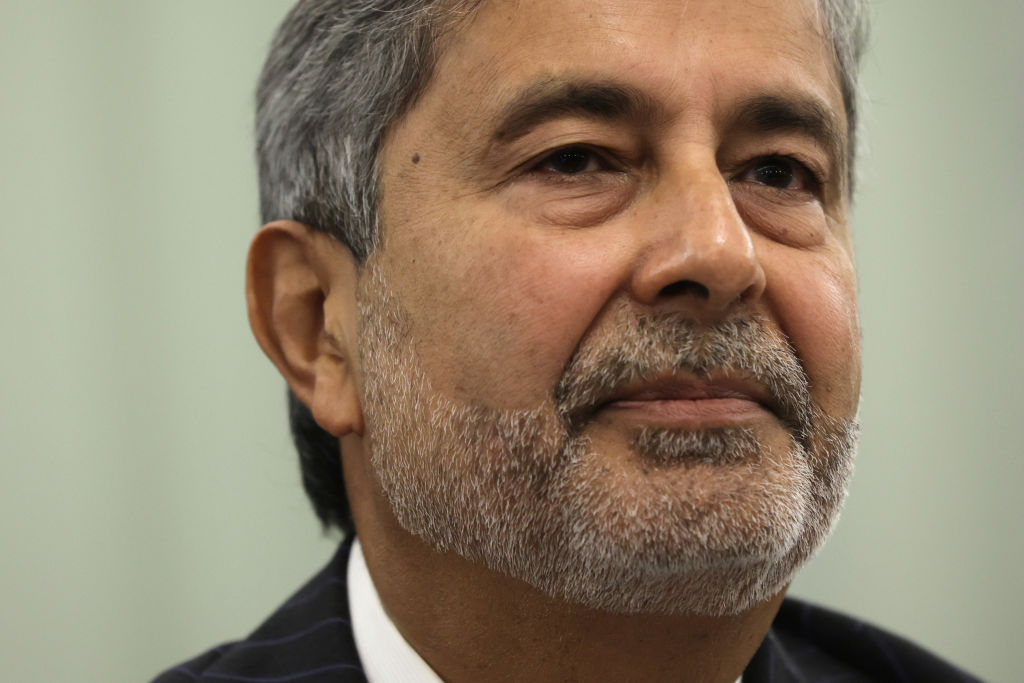 Chi è Sanjay Mehrotra, il ceo miliardario di Micron Technology (che negli anni '80 fondò SanDisk)