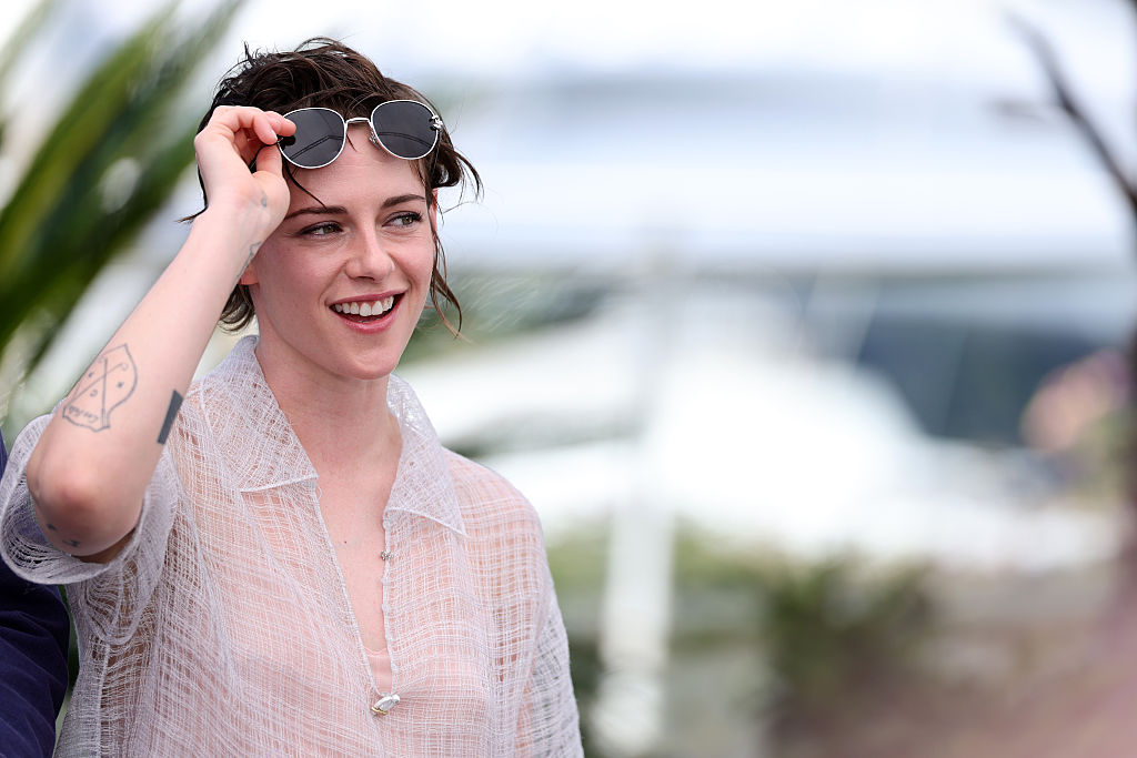 Il ritorno ai vampiri e la scelta di reinventarsi nel cinema indipendente: a tu per tu con Kristen Stewart