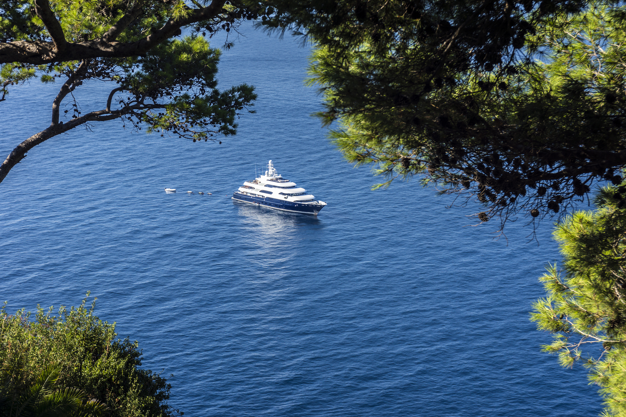 Blackstone mette le mani sulla nautica americana: il deal da 1,5 miliardi che ridisegna lo yachting globale